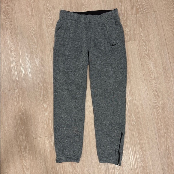 Nike Women’s Grey Sweatpants - Picture 1 of 4